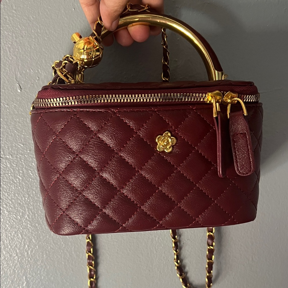 Elegant Burgundy Quilted Handbag